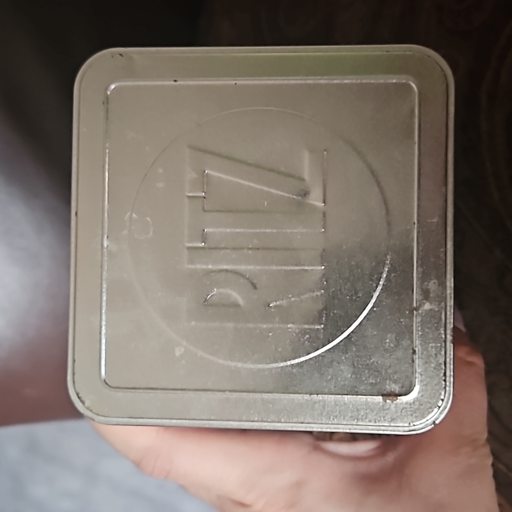 Ritz tin - Picture 5 of 7